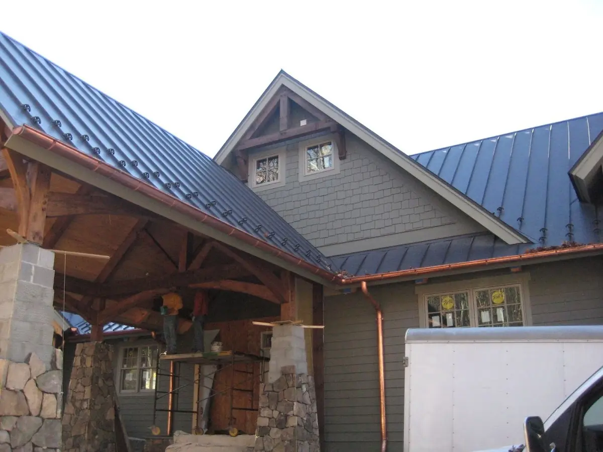 Craftsman Roofing team delivering quality roofing work in Bentley College